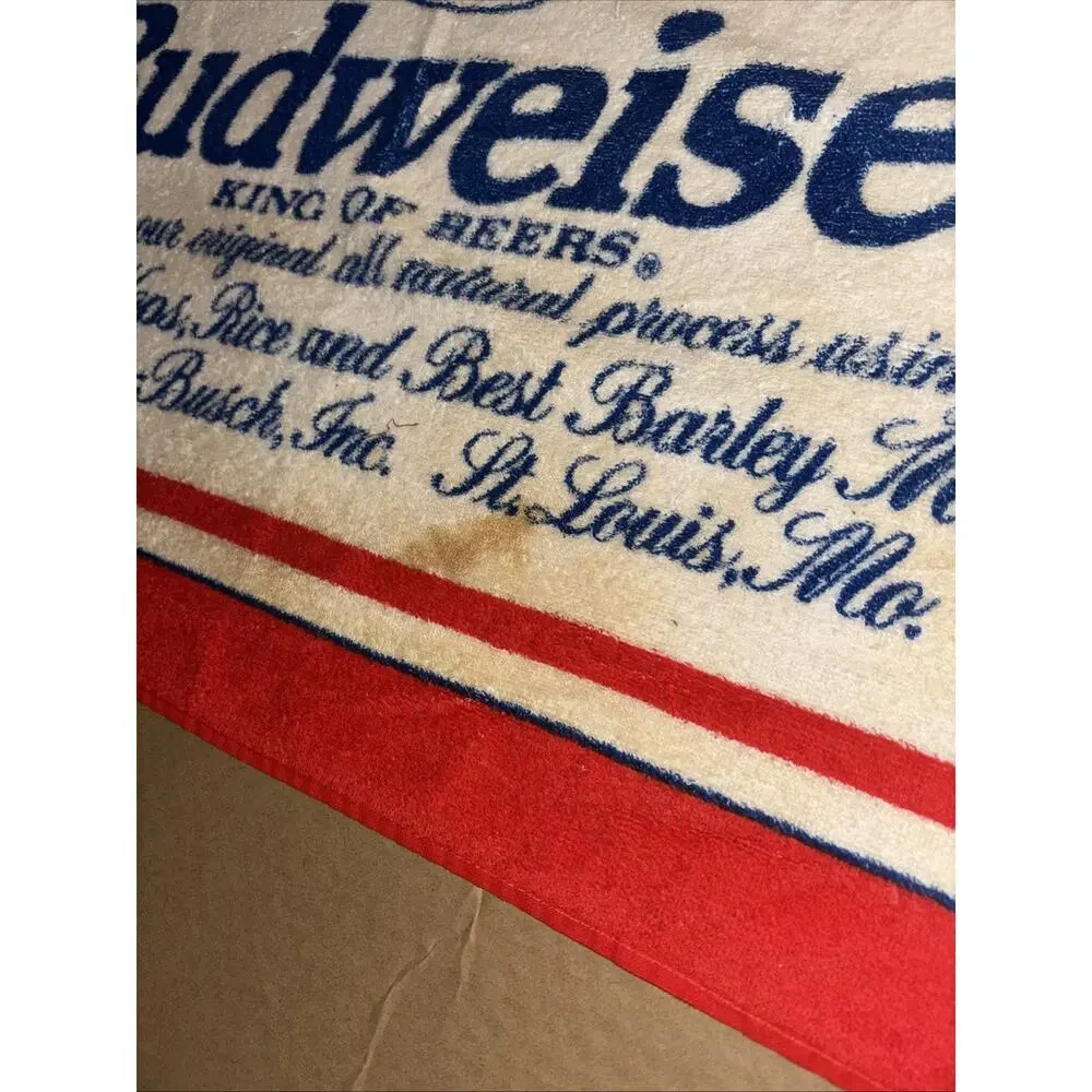 Vintage 90s Budweiser Anheuser-Busch Beach Towel Red King of Beers Label Print